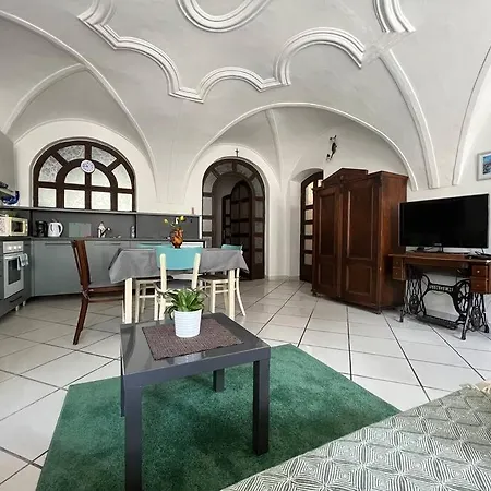 Historicky Apartman V Centre Mesta Appartement